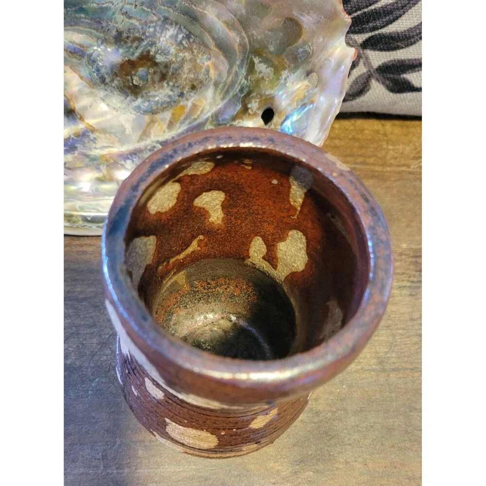 Unbranded earth toned